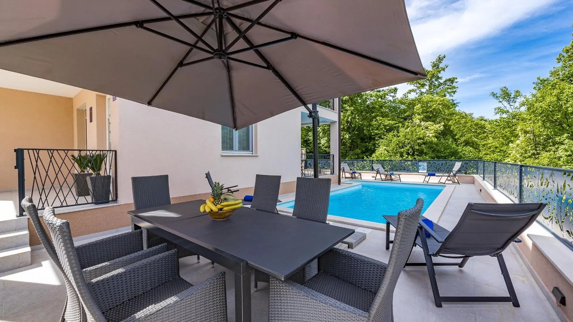Villa In location